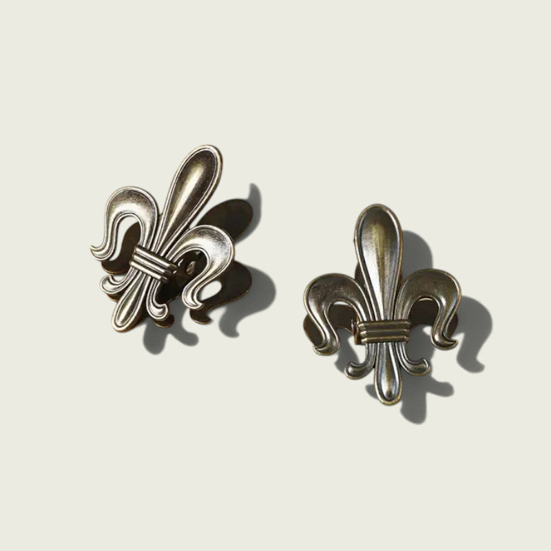 Vintage Metal Notebook Clip - Bronze-look Fleur De Lis (Iris flower)