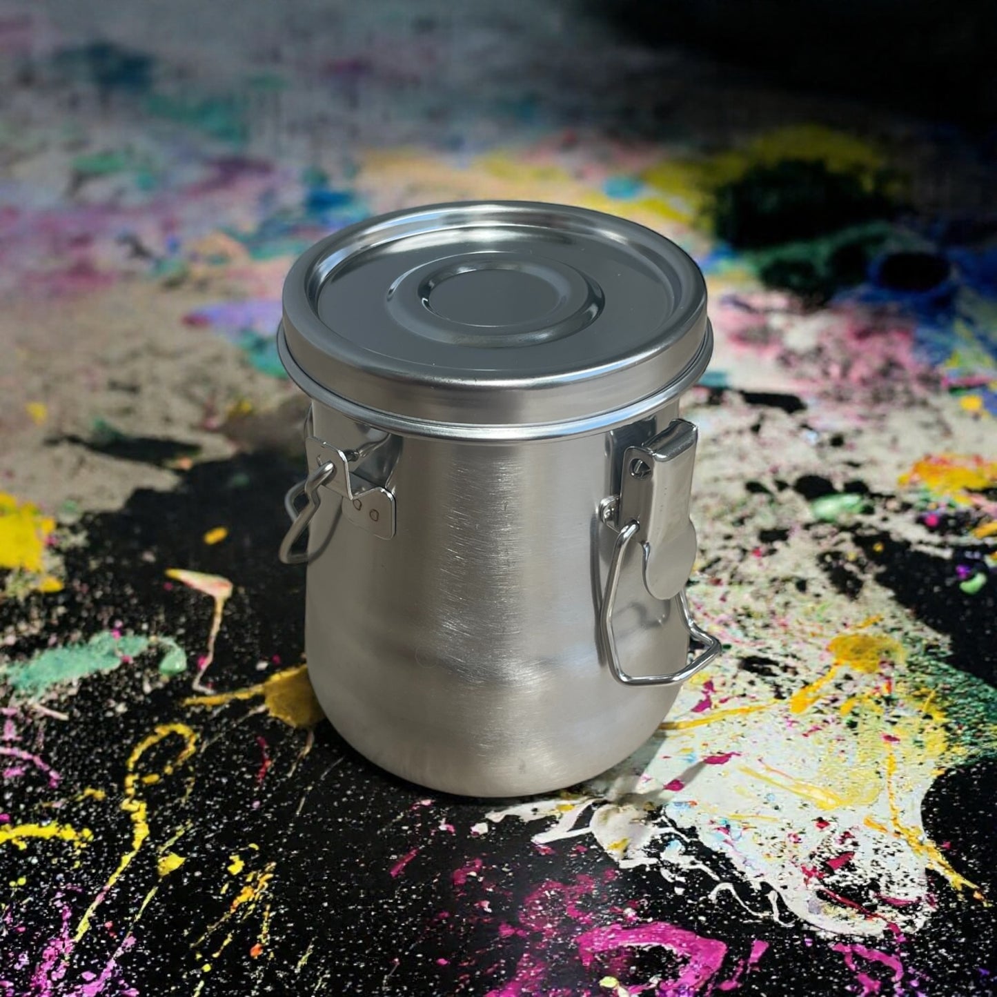 Large steel brush washer with sealing lid