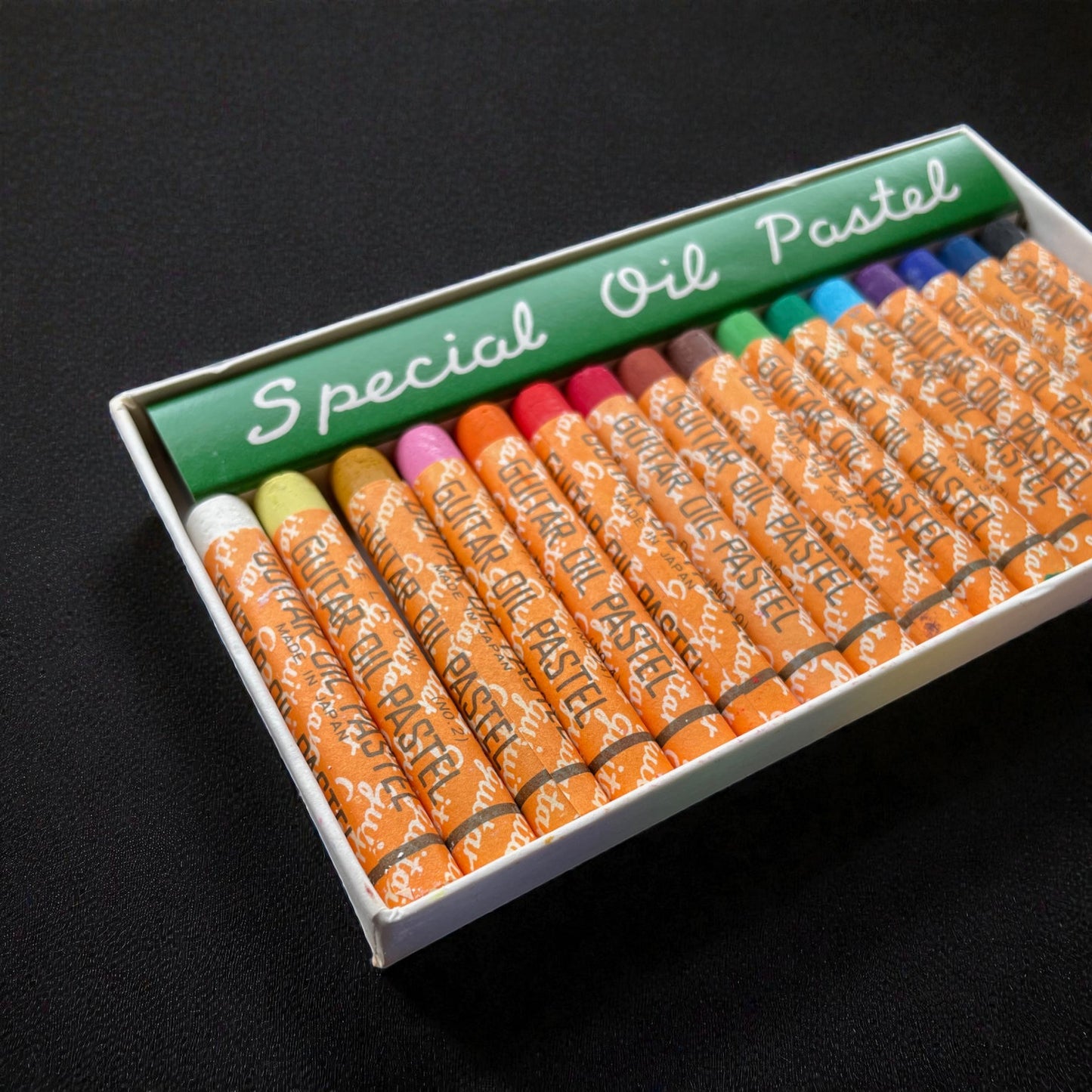 Vintage Japanese Guitar Oil Pastel Sets - 16 Small Sticks